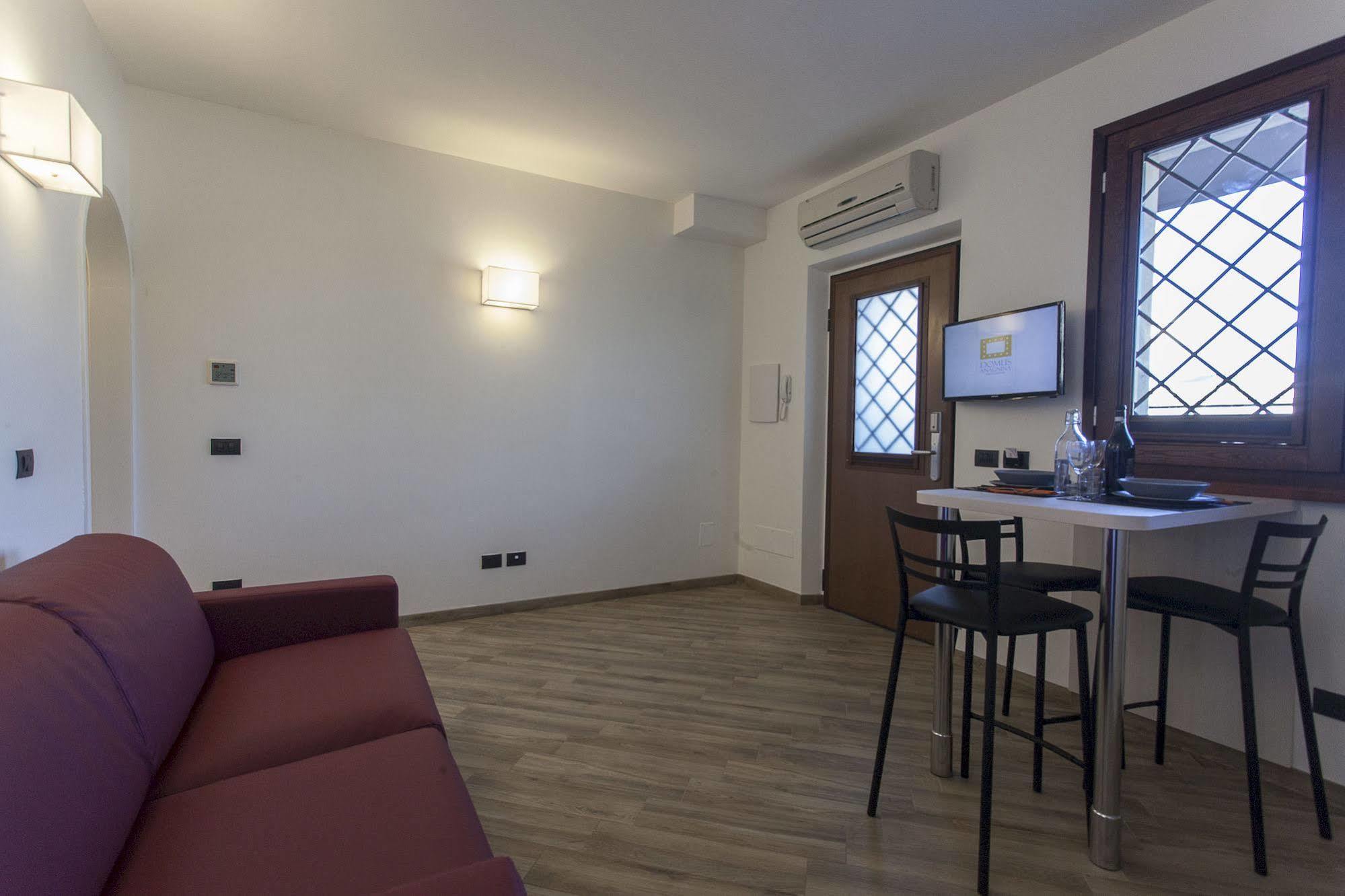 Domus Anagnina Villa Ciampino Exteriör bild