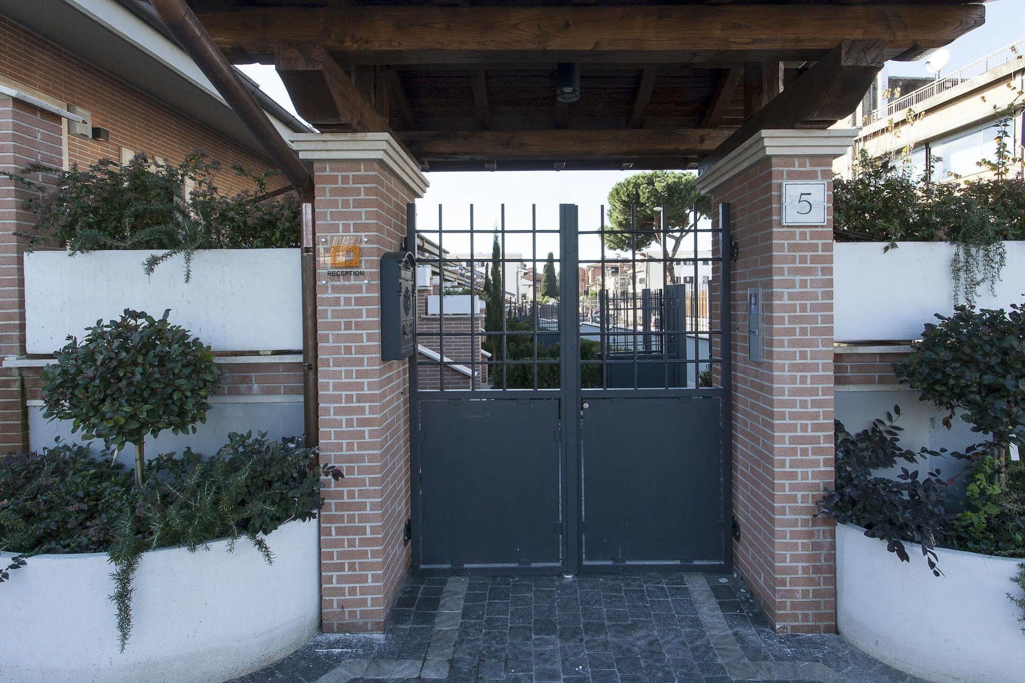 Domus Anagnina Villa Ciampino Exteriör bild