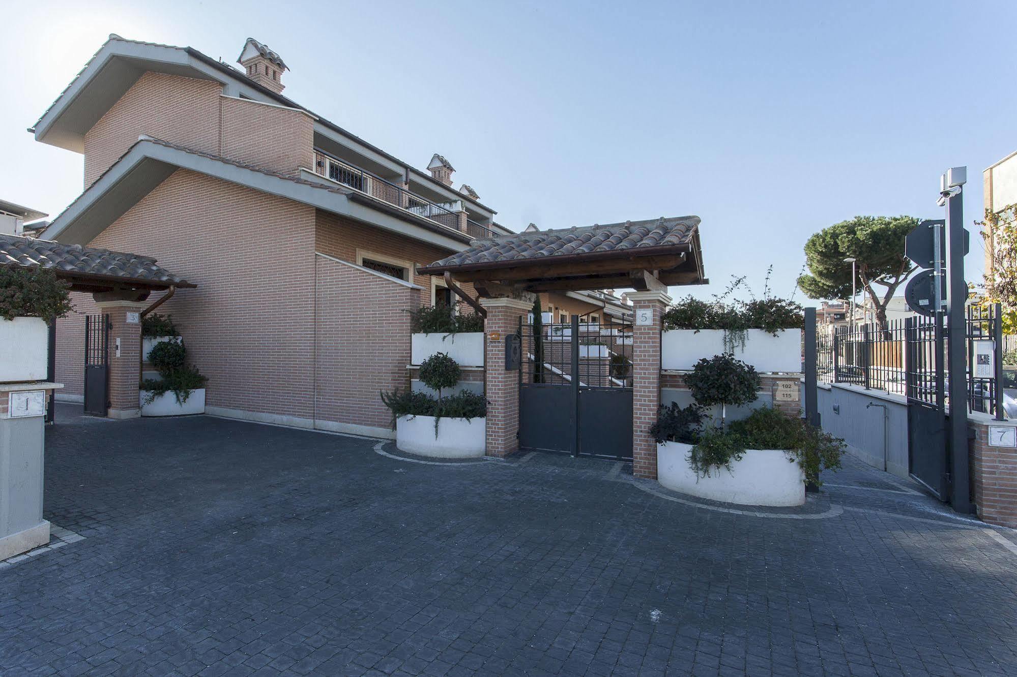 Domus Anagnina Villa Ciampino Exteriör bild